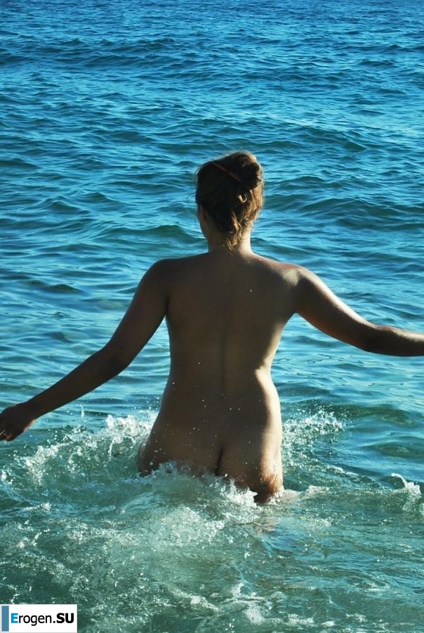 beach nudism and several girlfriends. Part 4. Photo 8