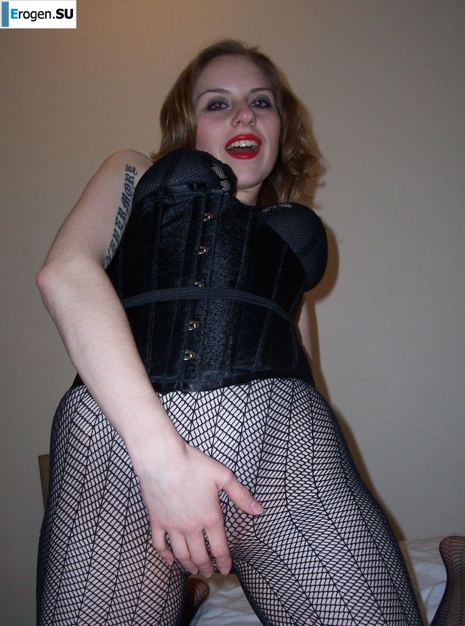 Silicone bust and BDSM. Photo 27