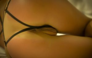 Секс вайф из Херсона и зеркалка мужа. Эскиз 33