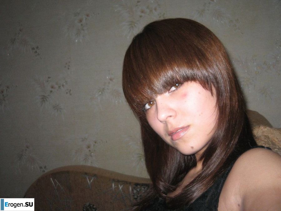 Students and their naked shots. Photo 29