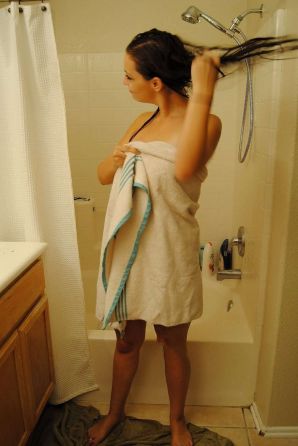 Students and their naked shots. Thumb 7