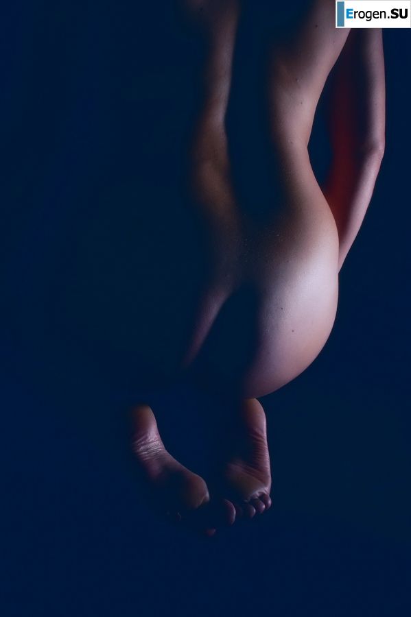 Busty amateur model. Photo 25