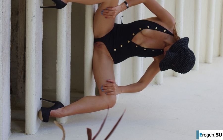 Sex vayf from Kherson and the husband’s mirror. Part 2. Photo 44