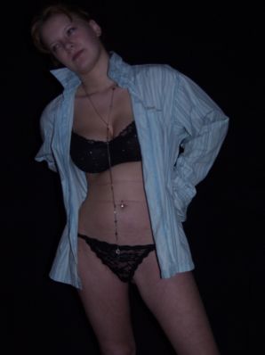 Немного немецких голых попок и сисек. Эскиз 12