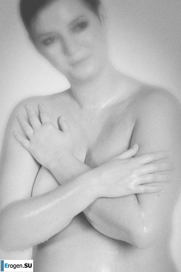 Busty amateur model. Part 3. Photo 11