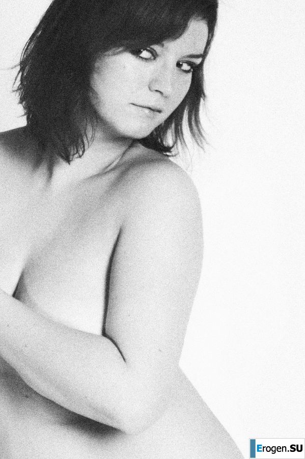 Busty amateur model. Part 3. Photo 37