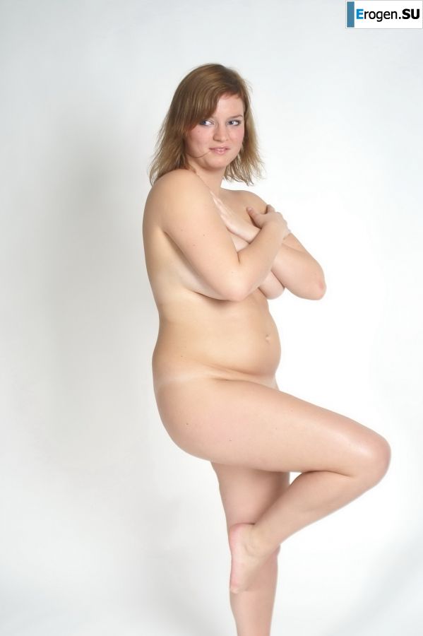 Busty amateur model. Part 3. Photo 39