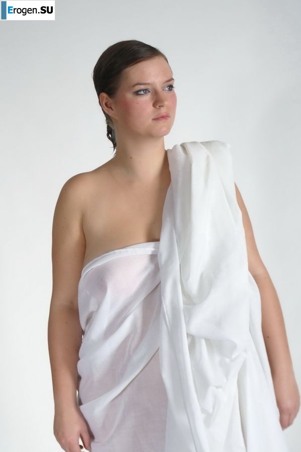 Busty amateur model. Part 3. Photo 41