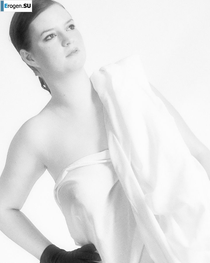 Busty amateur model. Part 3. Photo 42