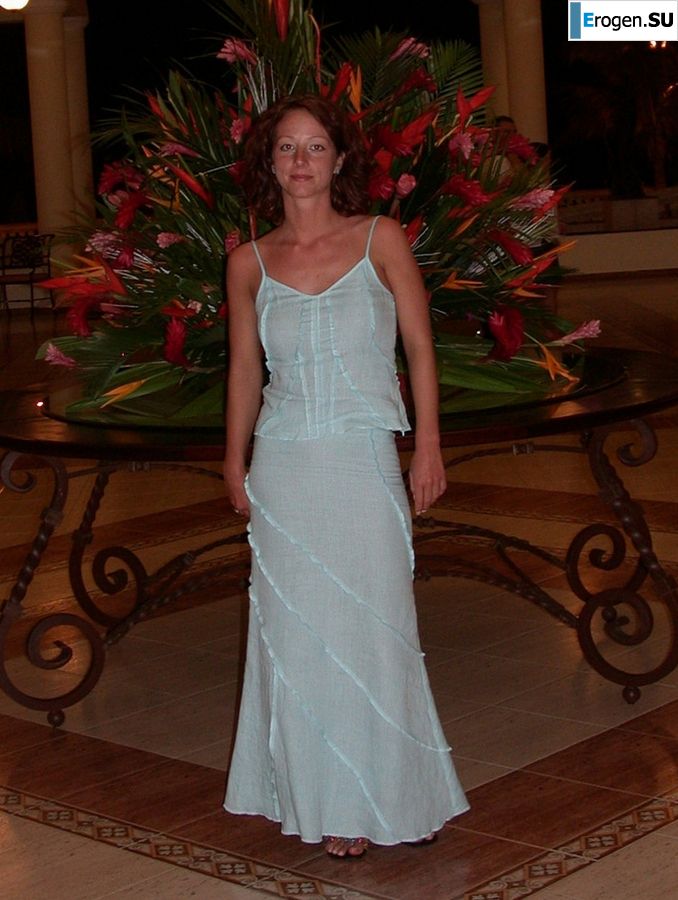 Slender red-haired nympho without clothes. Part 2. Photo 7