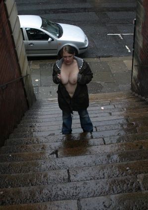 Lush striptease for his darling. Part 5. Thumb 30