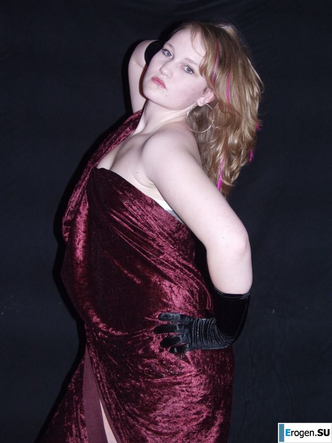 A bit of German naked buttocks and boobs. Part 8. Photo 40