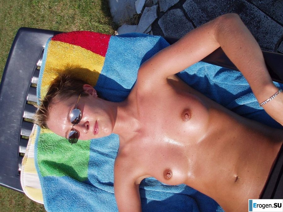 Лесби на отдыхе с друганом. Часть 2. Фото 13