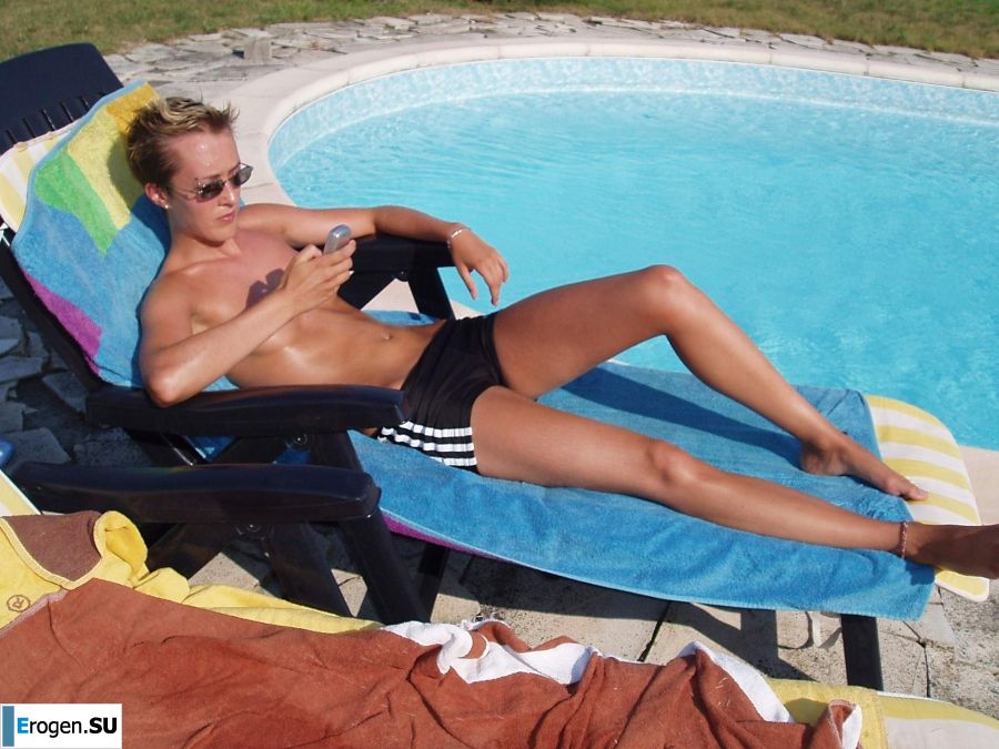 Лесби на отдыхе с друганом. Часть 2. Фото 15