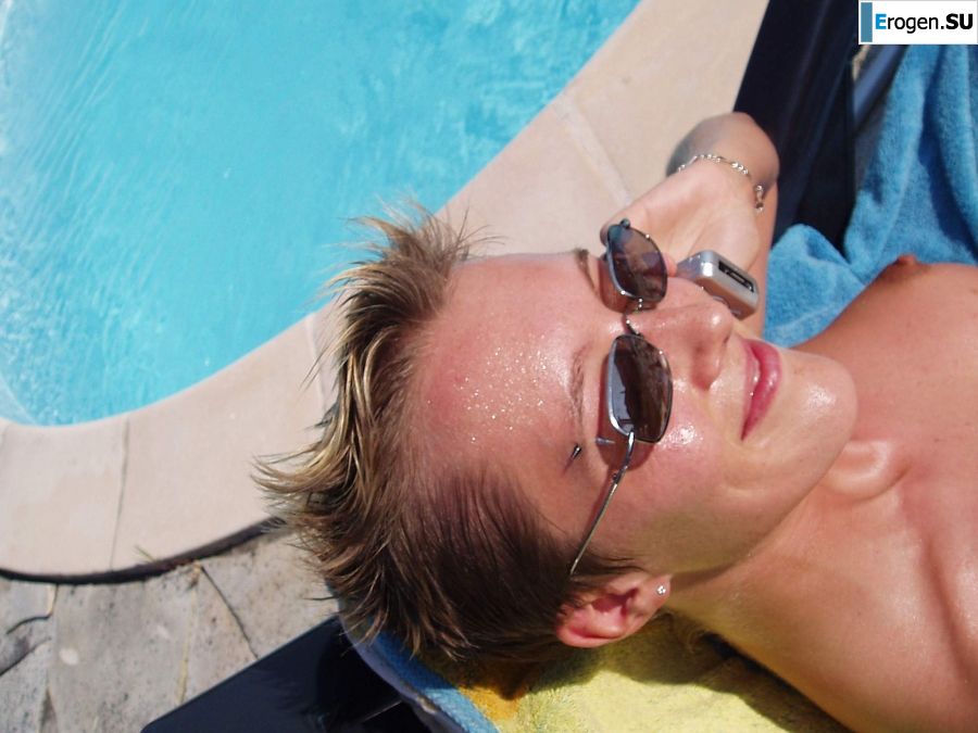 Лесби на отдыхе с друганом. Часть 2. Фото 17