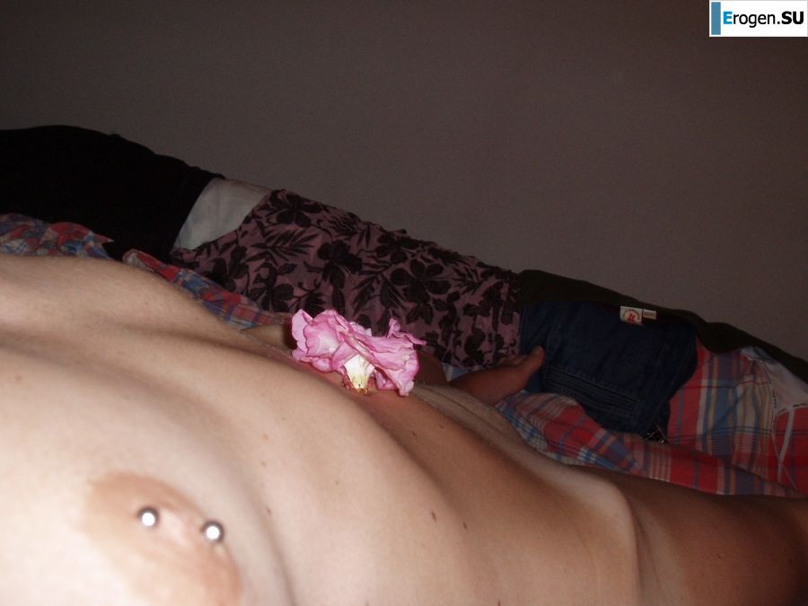 Лесби на отдыхе с друганом. Часть 2. Фото 22