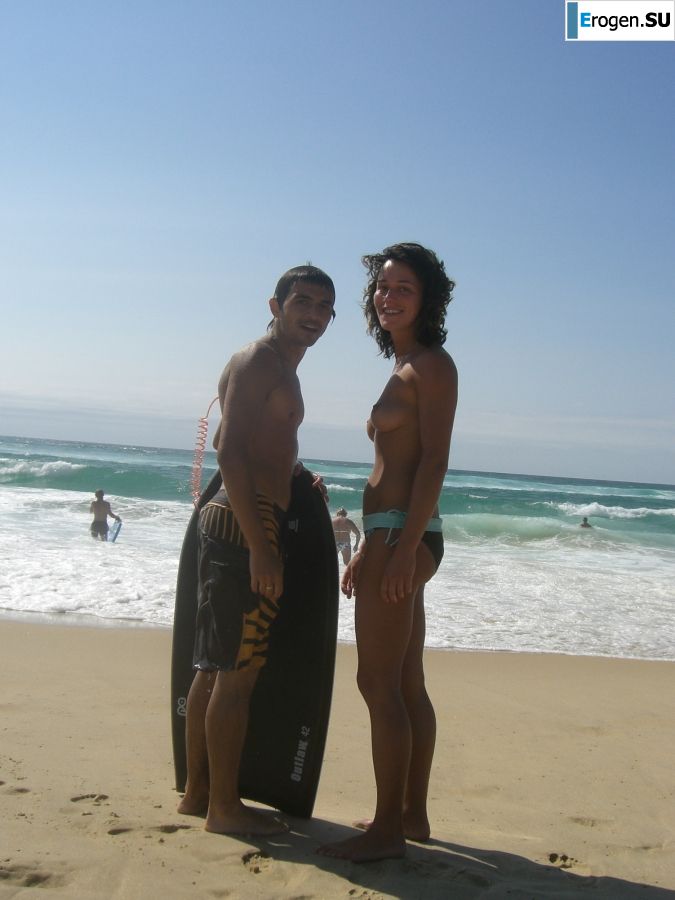 Лесби на отдыхе с друганом. Часть 2. Фото 26