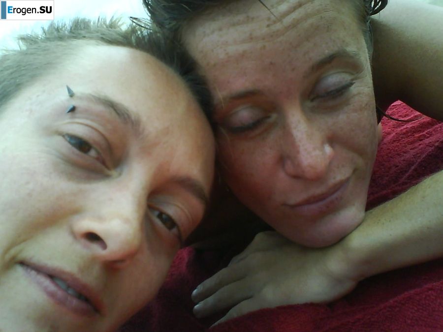 Лесби на отдыхе с друганом. Часть 2. Фото 29