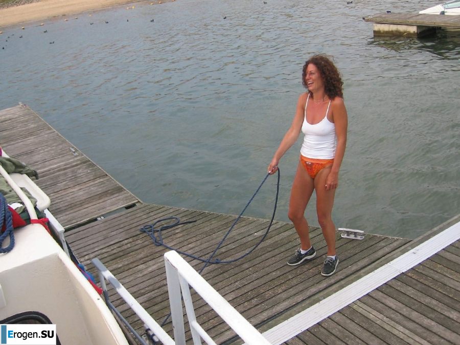 girls are only topless friends. Photo 38