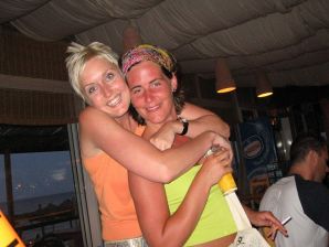 girls are only topless friends. Thumb 14