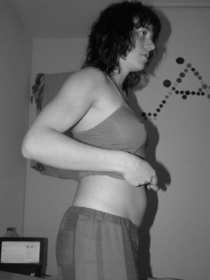 Lesbian on vacation with a friend. Part 3. Thumb 18