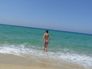 Lesbian on vacation with a friend. Part 3. Thumb 9