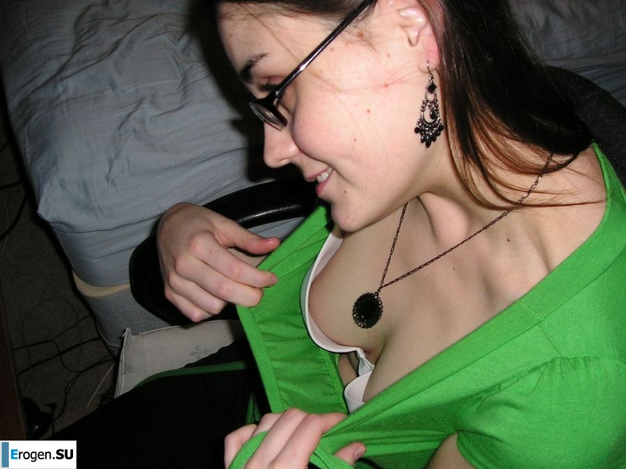 striptease of a young nonsense. Photo 6