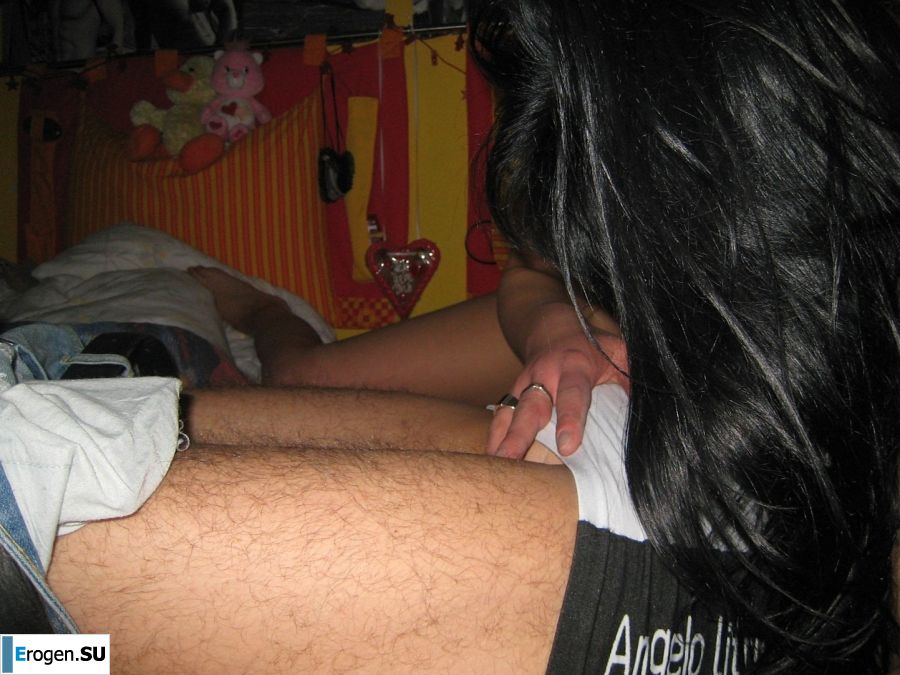 у парня встает только на татуированных телок. Фото 11