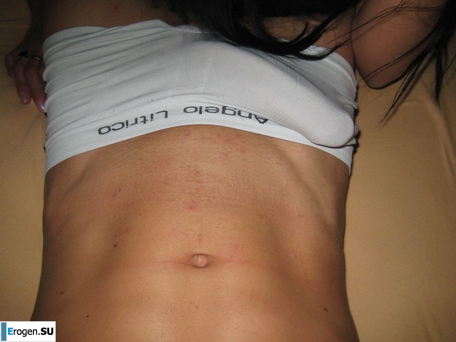 у парня встает только на татуированных телок. Фото 14