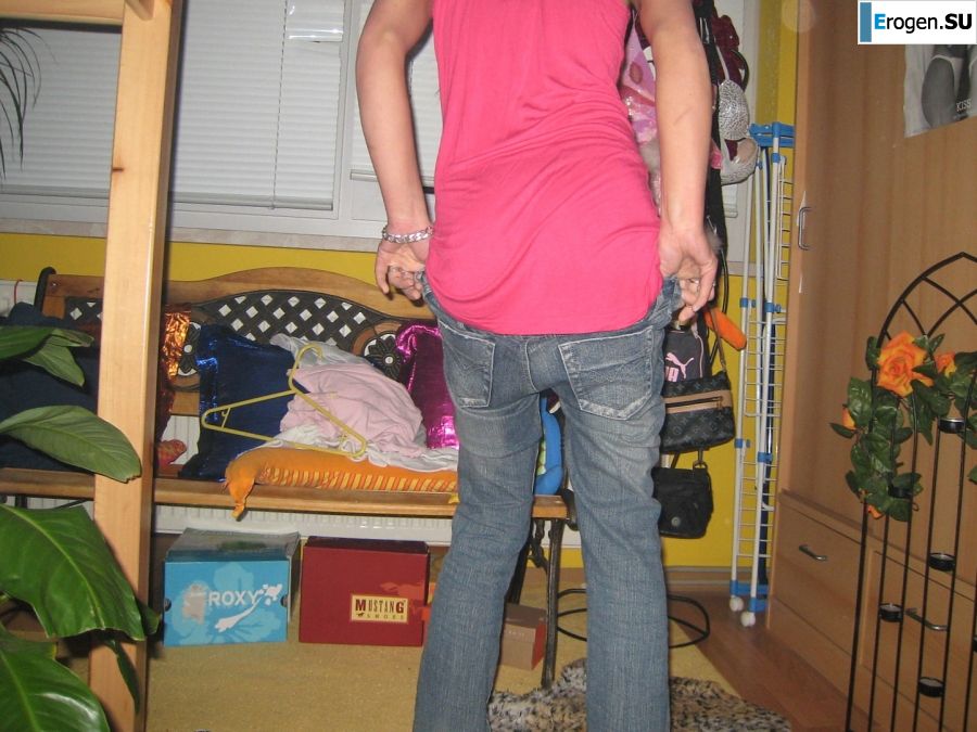 у парня встает только на татуированных телок. Фото 33