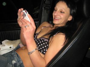 у парня встает только на татуированных телок. Эскиз 38