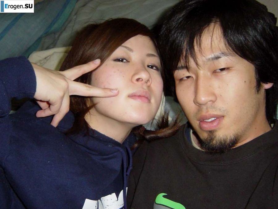 the Korean woman undressed and spread her legs. Photo 8