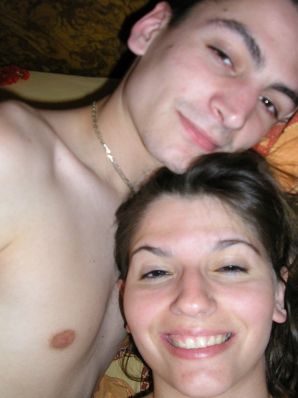 picked a handsome man on her boobs. Thumb 14