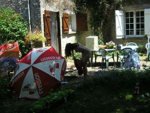 picked a handsome man on her boobs. Thumb 27