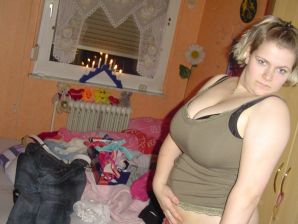 tits in the lens. Thumb 25