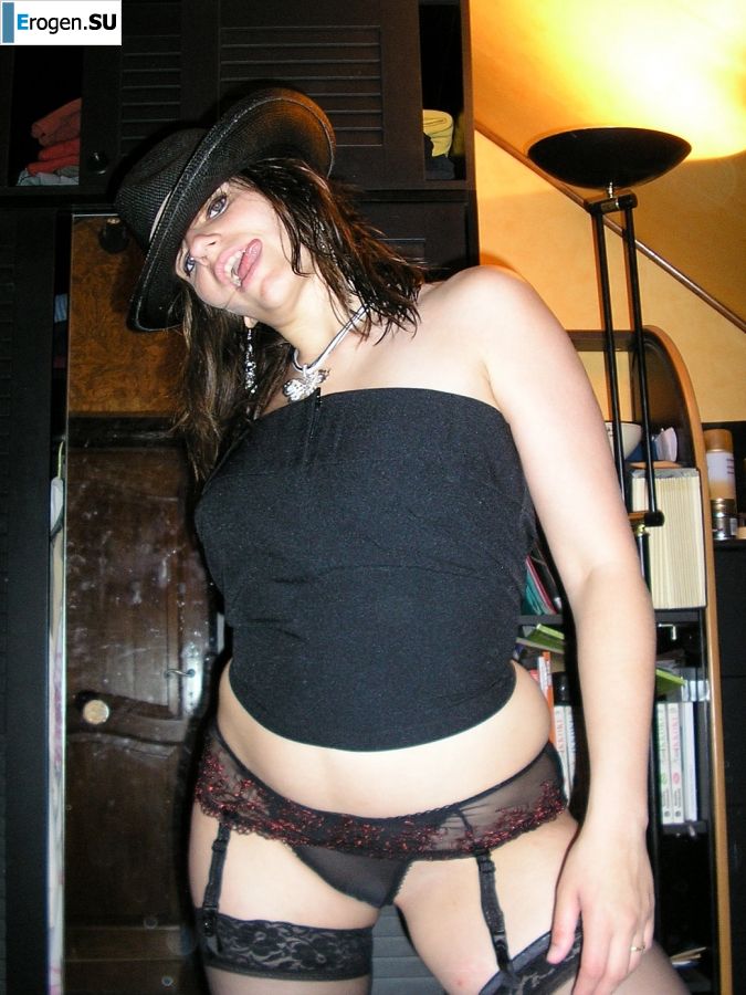 picked a handsome man on her boobs. Part 2. Photo 5