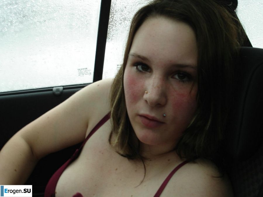 in the parent's car. Photo 26