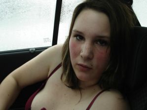 in the parent's car. Thumb 26