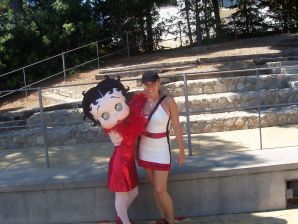 стриптизерша на курторте с бойфрендом. Эскиз 33