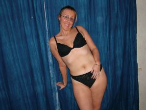 the most drunken blonde of the month. Thumb 24