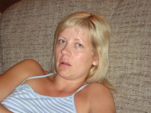 отдалалась первому встречному. Эскиз 38