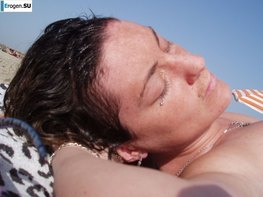 Lesbian on vacation with a friend. Part 4. Photo 17