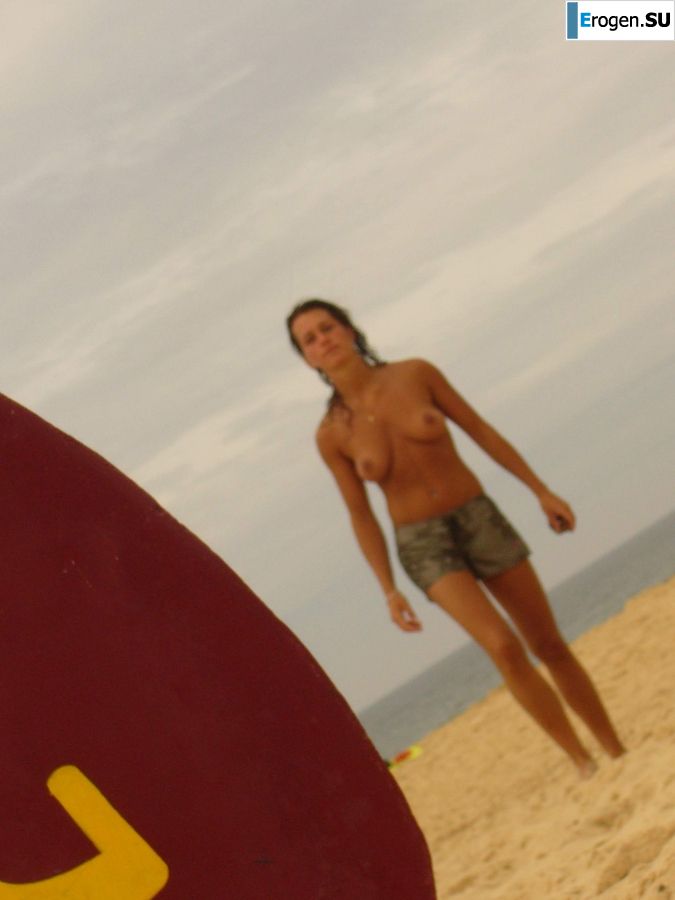 Lesbian on vacation with a friend. Part 4. Photo 9