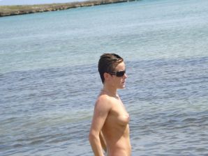 Lesbian on vacation with a friend. Part 4. Thumb 35