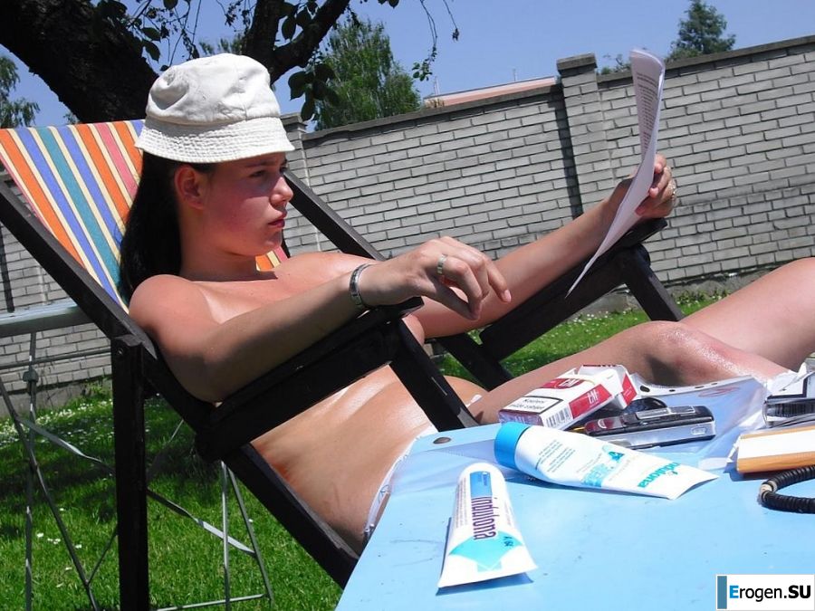 three girlfriends sunbathe in the yard with bare breasts. Part 2. Photo 15