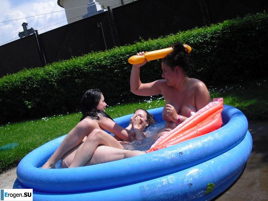 three girlfriends sunbathe in the yard with bare breasts. Part 2. Photo 22