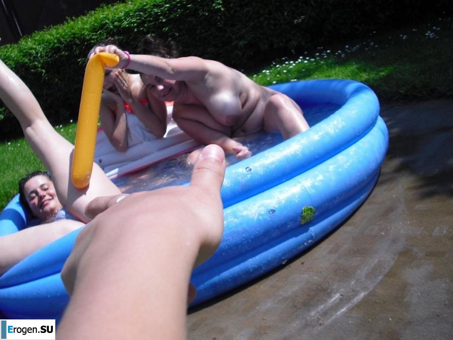 three girlfriends sunbathe in the yard with bare breasts. Part 2. Photo 25