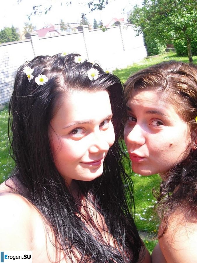 three girlfriends sunbathe in the yard with bare breasts. Part 2. Photo 27