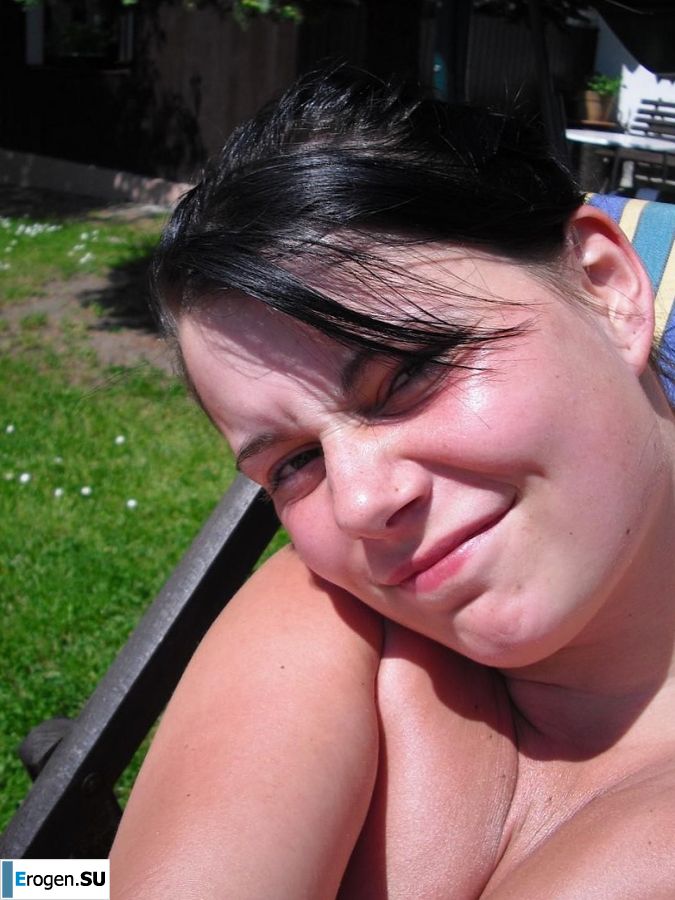 three girlfriends sunbathe in the yard with bare breasts. Part 2. Photo 4