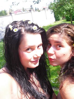 three girlfriends sunbathe in the yard with bare breasts. Part 2. Thumb 27